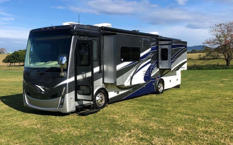 Best Class A Motorhomes Under 35 Feet