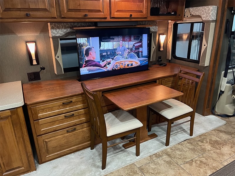 How To Mount a Tv In an RV Without Studs