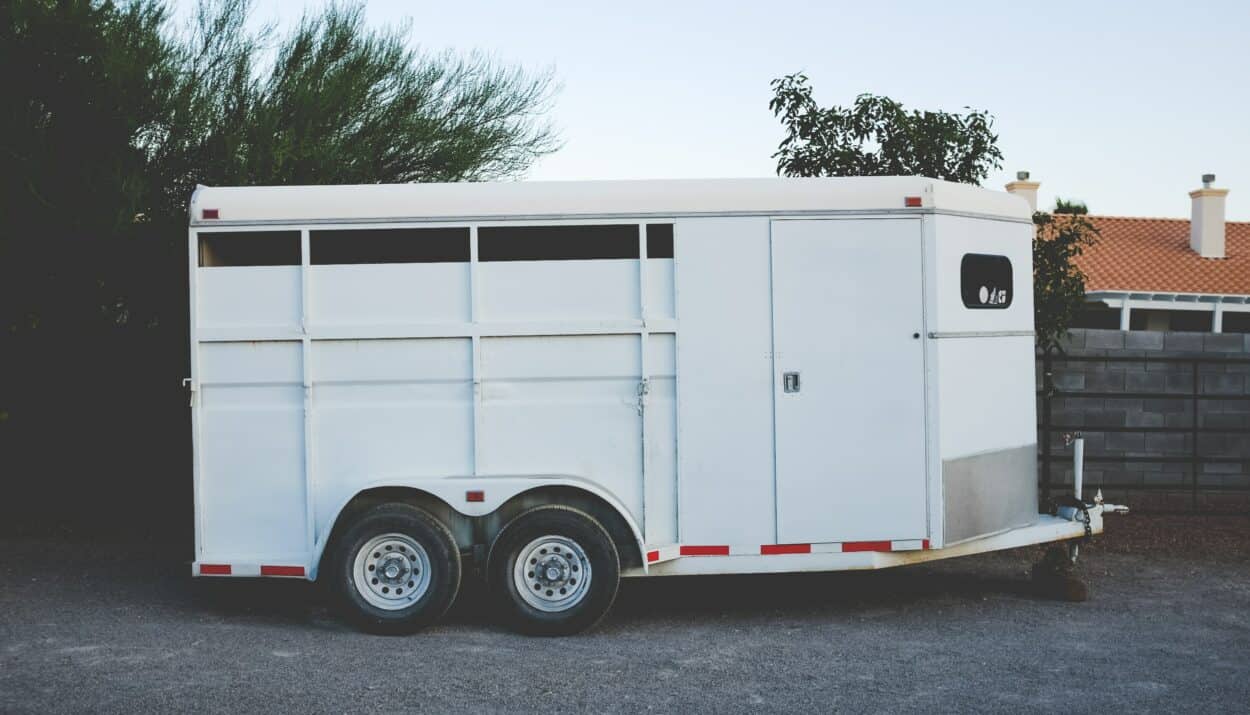 How To Change A Trailer Tire