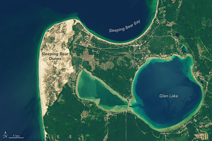 Discover The Majestic Sleeping Bear Dunes: A Natural Wonder 3 sleeping bear dunes